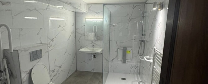 Rénovation de salle de bain en Corse : créer un espace accessible et sécurisé pour les personnes en situation de handicap - Corse